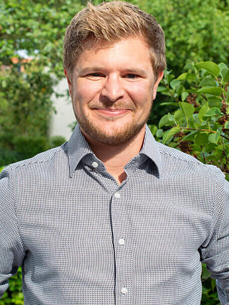 Foto steuerberater kundenstimmen marcus dein lexoffice rechnungsprogramm buchhaltungssoftware 810x608 c center