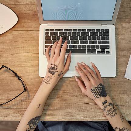 Branche tattoostudio adobestock